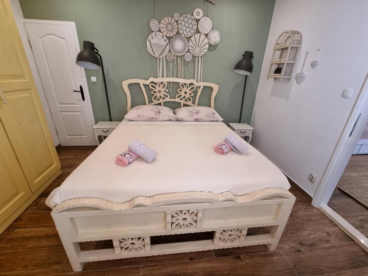 Delmar Apartment Komiza Luaran gambar