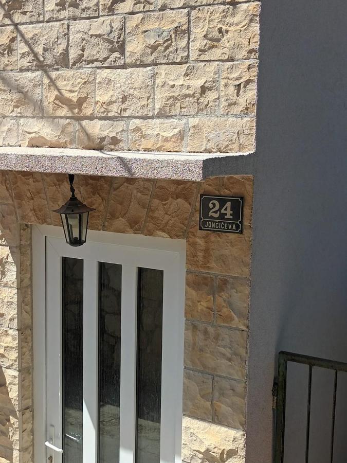 Delmar Apartment Komiza Luaran gambar